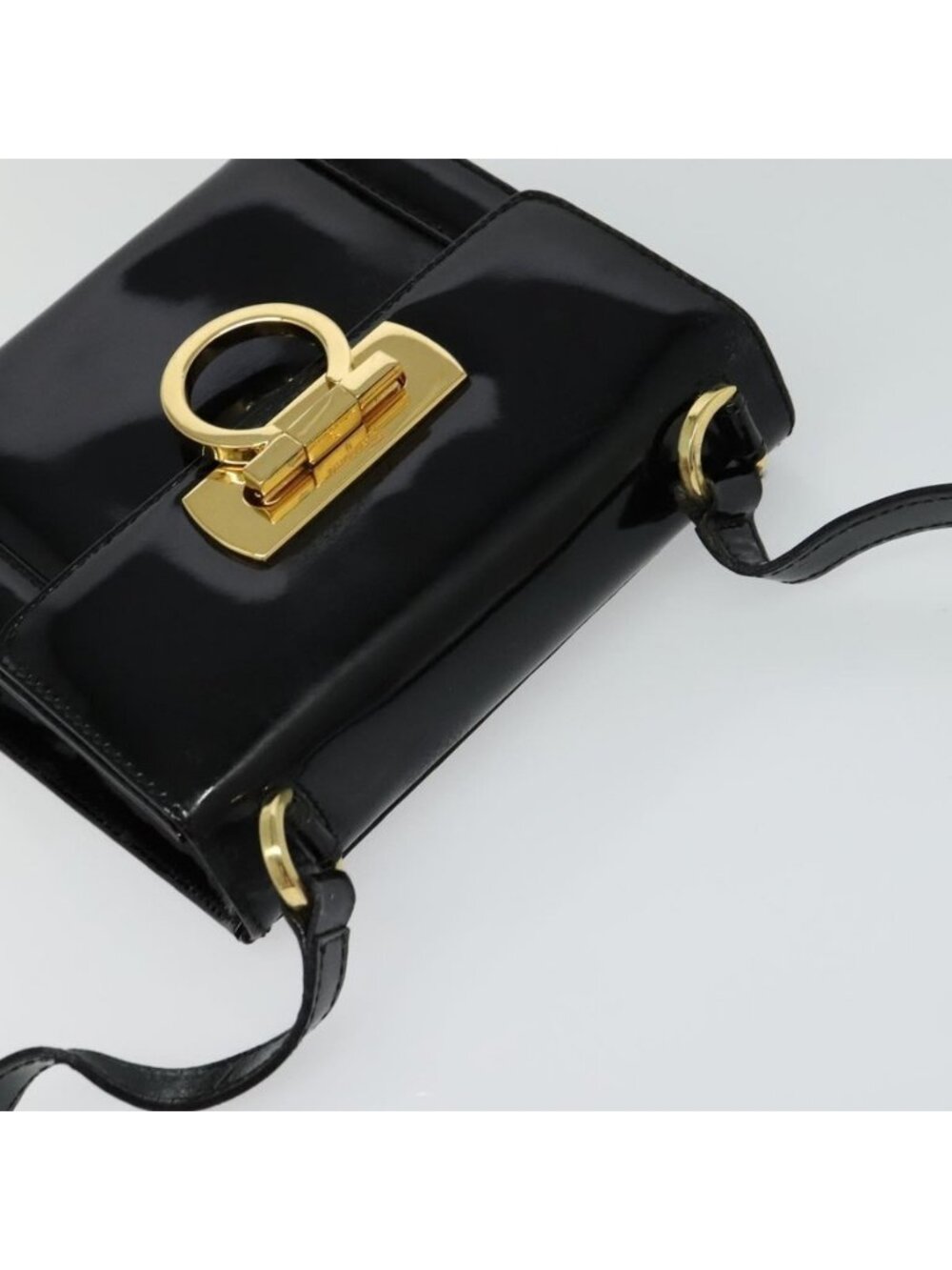 Authentic Salvatore Ferragamo Gancini Shoulder Bag Enamel Black Gold - Picture 13 of 16
